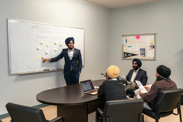 Ateliers virtuels sur la santé mentale : approches novatrices pour éduquer vos clients et améliorer leur bien-être